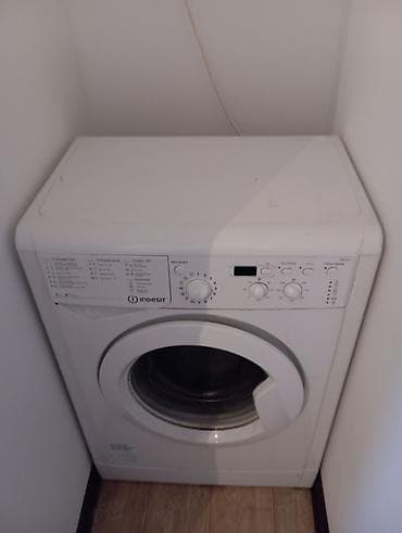 Стиральная машина Indesit с фронтальной загрузкой. Характеристики и at lalafo.kg Стиральная машина Indesit с фронтальной загрузкой. Характеристики и