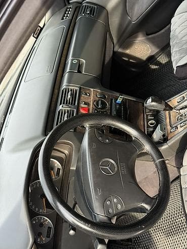 Продажа авто: Mercedes-Benz E-Class: 2001 г., 2.7 л, Автомат, Бензин, Седан — 4