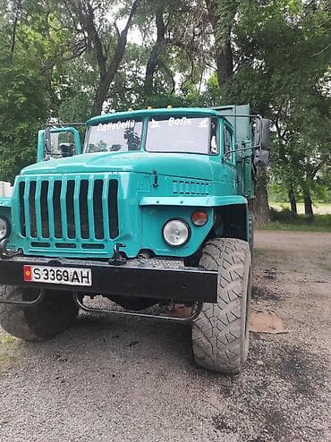 замка: ЗИЛ : | 1987 г — 1