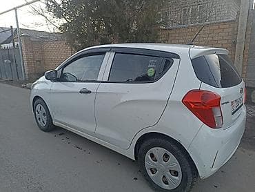 Chevrolet Spark: 2020 г., 1 л, Вариатор, Бензин, Хэтчбэк — 2
