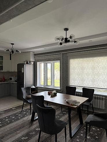 дом кв: Просторный жилой дом с участком и навесом для авто Описание: - — 10