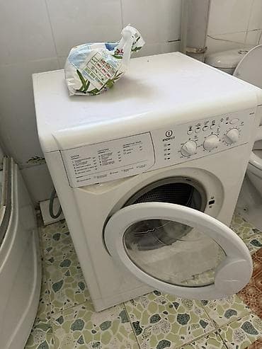 Техника и электроника: Стиральная машина Indesit, фронтальная загрузка. Ш60 Г50 В 85 в — 2