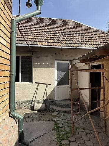 мансара: Продаётся добротный частный дом, по документам 5 соток по факту 6, дом — 6