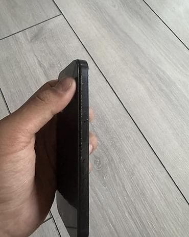 IPhone 16 Pro, Б/у, 256 ГБ, Графит, Чехол, 89 % — 5