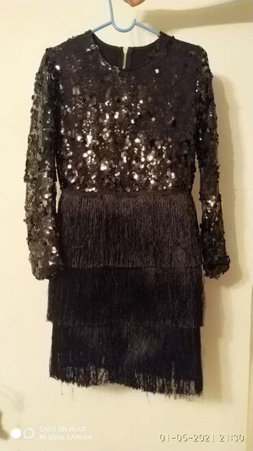 брендовая куртка: Синее лёгкое платье, чуть выше колен, спереди кочелькой сделано — 3