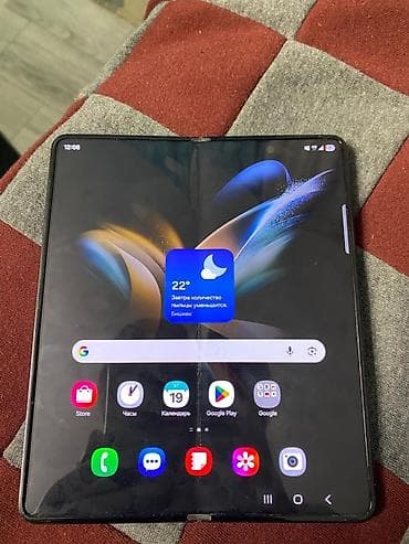 куплю сотовый телефон: Samsung Galaxy Fold 4 — 1
