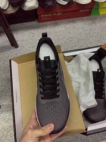 Босоножки, сандалии, шлепанцы: Мужские летние кроссовки, черные Лёгкие и удобные, отлично подходят — 1