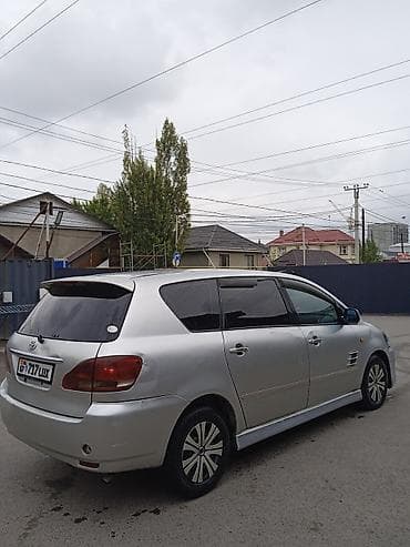 corolla: Toyota Ipsum: 2002 г., 2 л, Механика, Дизель, Минивэн — 7