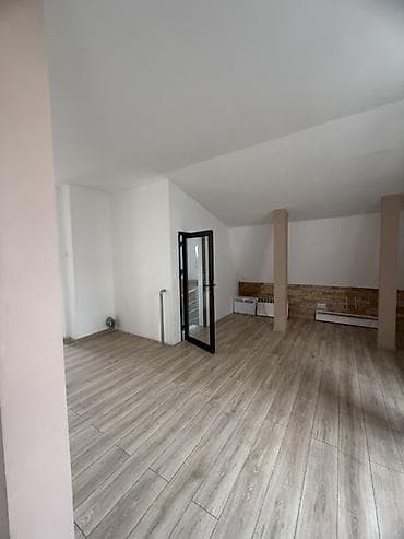 островок сдается: Аренда офисов, 80 м², С отдельным сан узлом — 2
