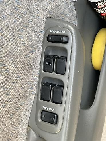 машина сузуки: Suzuki Baleno: 2000 г., 1.6 л, Механика, Бензин — 9