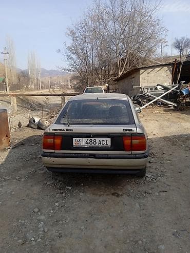 купить опель вектра б: Opel Vectra: 1992 г., 2 л, Автомат, Бензин, Хэтчбэк — 3