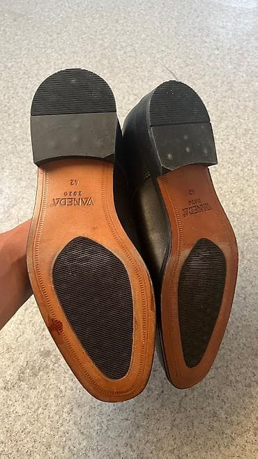 lining 42: Мужские туфли, 40, 41, 42, Новый, цвет - Черный — 3