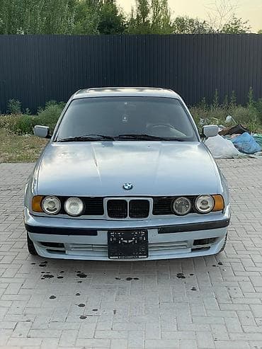 BMW 5 series: 1990 г., 2.5 л, Механика, Бензин, Седан