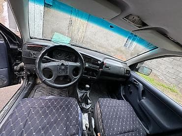 golf: Volkswagen Golf: 1996 г., 1.8 л, Ручные, Бензин, Хэтчбэк — 7