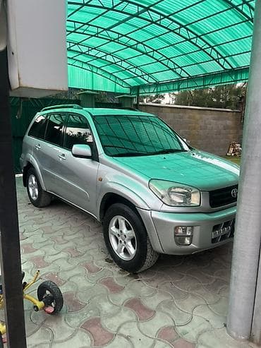 Toyota RAV4: 2002 г., 2 л, Автомат, Бензин, Кроссовер