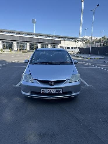 Honda Город: 2002 г., 1.5 л, Вариатор, Бензин, Седан