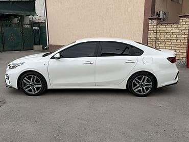 Транспорт: Kia Cerato: 2020 г., 1.6 л, Вариатор, Бензин, Седан — 3