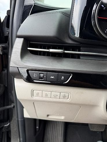 Kia Carnival: 2020 г., 2.2 л, Автомат, Дизель, Минивэн — 9