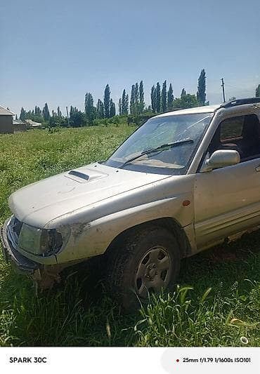 внедорожник сатылат: Subaru Forester: 1998 г., 2.5 л, Кол менен иштөөчү, Бензин, Универсал — 3