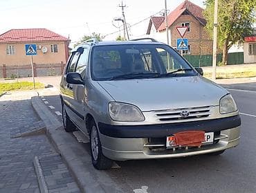 taeta ist: Toyota Raum: 1997 г., 1.5 л, Автомат, Бензин, Хэтчбэк — 2