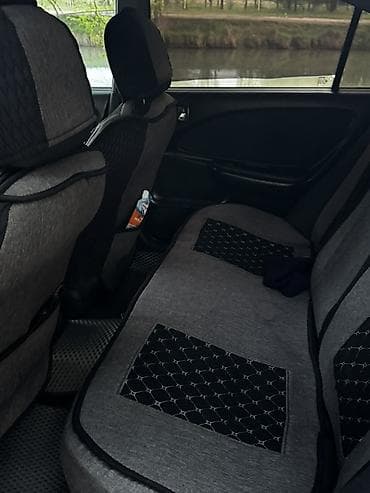 нюрайс машина: Toyota Avensis: 2003 г., 2 л, Механика, Дизель, Седан — 9