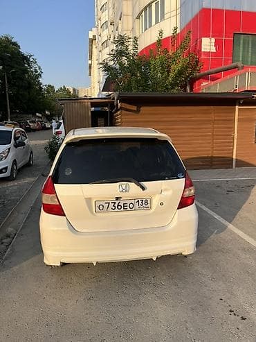 g comp: Honda Fit: 2001 г., 1.3 л, Автомат, Бензин, Хэтчбэк — 3