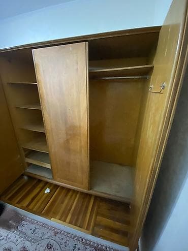 сервант советские: Советский шкаф шпон под орех, крепкий, полки + штанга, продаю — 3