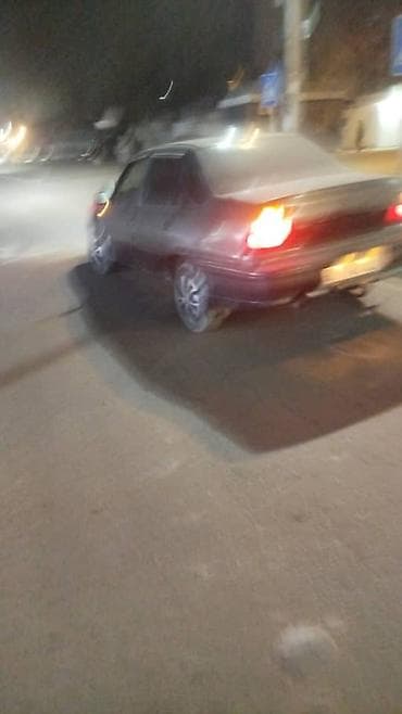 Продажа авто: Легковой автомобиль седан, 4 двери, передний привод. Основное: - — 4