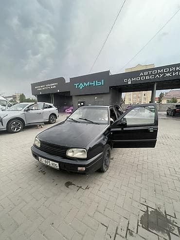 mini cuper: Volkswagen Golf: 1991 г., 1.8 л, Механика, Бензин, Хэтчбэк — 4