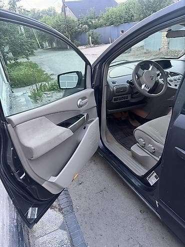 infinity nado: Nissan Quest: 2005 г., 3.5 л, Автомат, Бензин, Минивэн — 7