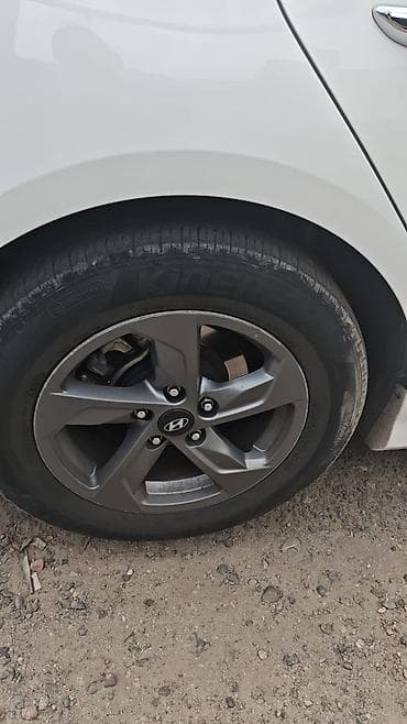 Диски: Комплект штатных литых дисков Hyundai 16" от Киа К5 хищник - — 4