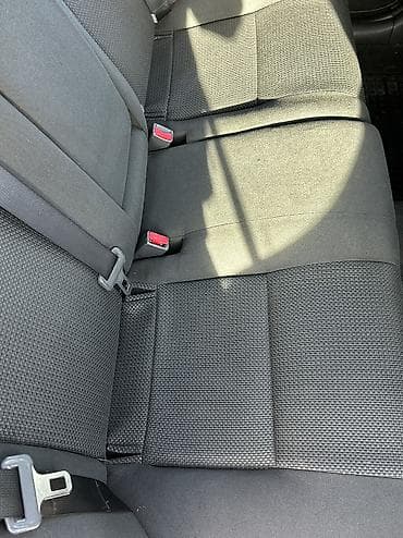 тайота айрис: Toyota Avensis: 2003 г., 1.8 л, Механика, Бензин, Хэтчбэк — 9