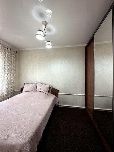 Үйлөр: 🏡 Продается уютный дом в Сокулуке! 📍 Характеристики: • Участок — 15 — 10
