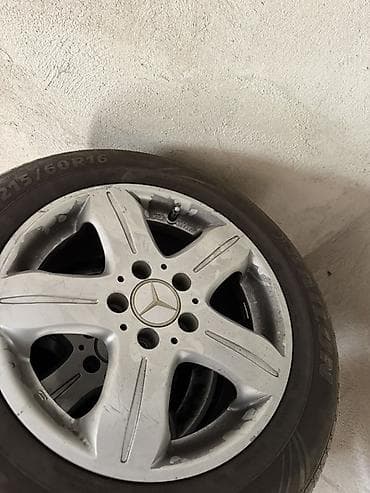 Колпаки: Колеса в сборе 215 / 60 / R 16, Лето, Комплект, Легковые, Литые, отверстий - 5 — 6