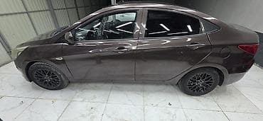 ключ секретка: Hyundai Solaris: 2015 г., 1.6 л, Автомат, Бензин, Седан — 3
