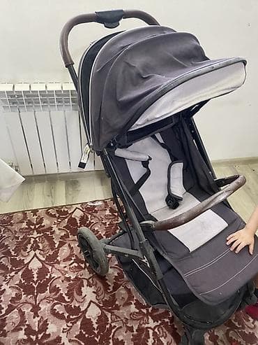 детские коляски в бишкеке: Прогулочная коляска с большим капюшоном и регулируемой спинкой — 1