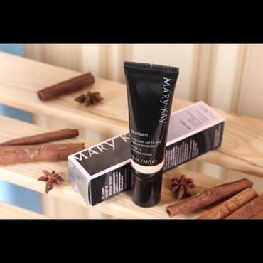 тональные крема: Самый лучший тональный крем с spf 15 от компании Мери Кей!! — 1