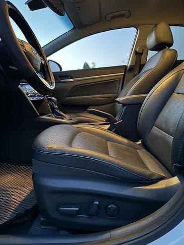 byd e7: Hyundai Avante: 2019 г., 1.6 л, Автомат, Бензин, Седан — 10