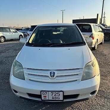 Toyota ist: 2004 г., Автомат, Бензин, Хэтчбэк
