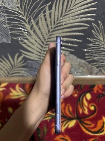iphone 10r: IPhone 11, Б/у, 64 ГБ, Чехол, 77 % — 4