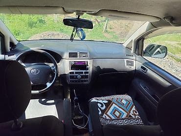 jak авто: Toyota Avensis Verso: 2005 г., 2 л, Механика, Дизель, Минивэн — 4