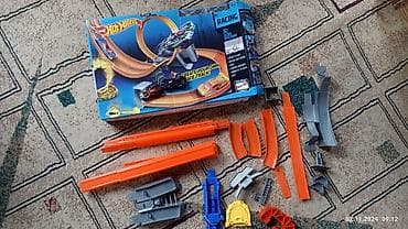 собачки: Игрушки.Интерактивная собачка на пульту в отличном состоянии цена 1500 — 6