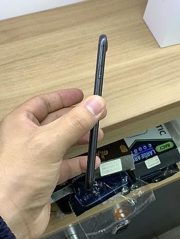 айфон телефон 7: IPhone 7, 128 ГБ, Черный — 3