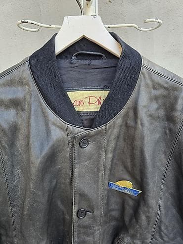 старинные вещи: Продаю кожаную куртку. Винтаж. С пином Harley Davidson. Размер М — 3