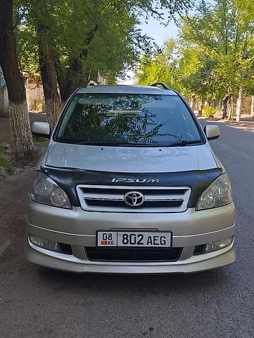 Toyota Ipsum: 2002 г., 2.4 л, Автомат, Бензин, Вэн/Минивэн
