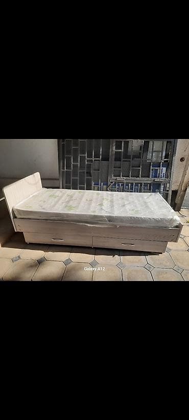 штатив для лампы: Прямой диван, Новый — 1