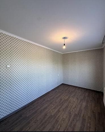 Батирлер: 2 бөлмө, 44 м², 104-серия, 1 кабат, Эски ремонт — 6