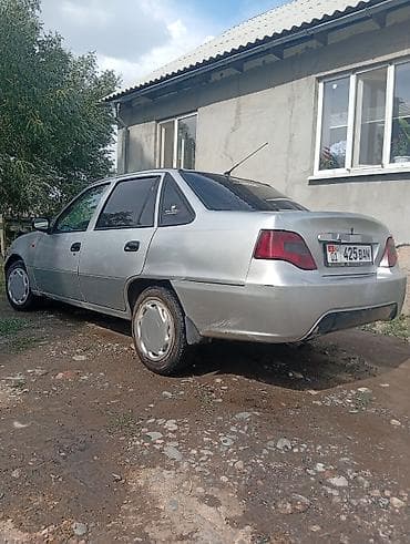 Daewoo Nexia: 2010 г., 1.5 л, Механика, Бензин, Седан — 3