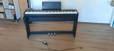 ракетки теннисные: Цифровое пианино Roland FP‑30 с напольной стойкой и тройным педальным — 2