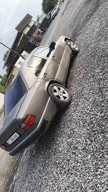 Продажа авто: Mercedes-Benz W124: 1992 г., Механика, Бензин, Седан — 2